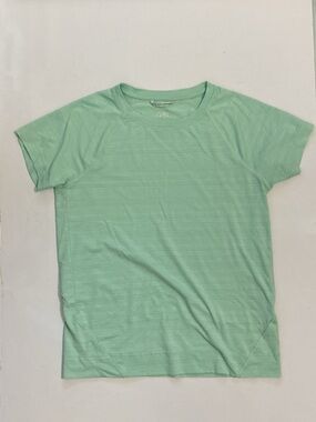 Athleta Girl Catching Rays UPF Tee Mint Green Size L/12 NWOT